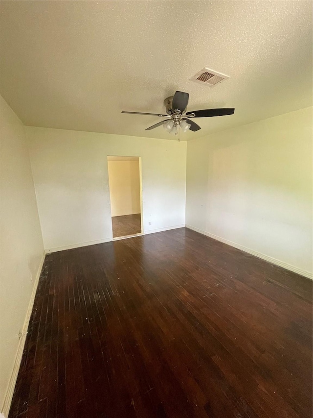 7539 Carothers St, Houston, TX 77028 - unfurnished room featuring hardwood / wood-style floors and ceiling fan