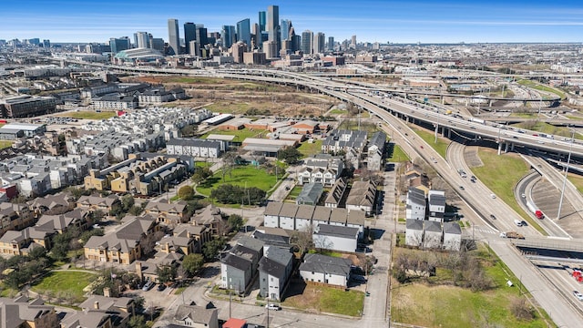 2919 Gillespie St, Houston, TX 77020 - aerial view of property and surrounding area with skyline
