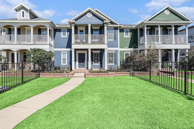 2919 Gillespie St, Houston, TX 77020 - view of front of house featuring a balcony