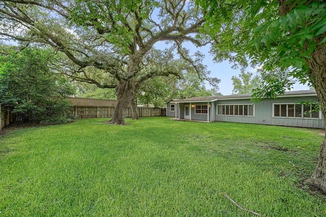 1908 Milam St, Columbus, TX 78934 - view of fenced backyard