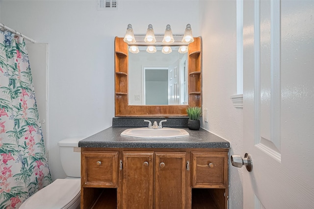511 Walston Ln, Houston, TX 77060 - bathroom with vanity and a shower with shower curtain