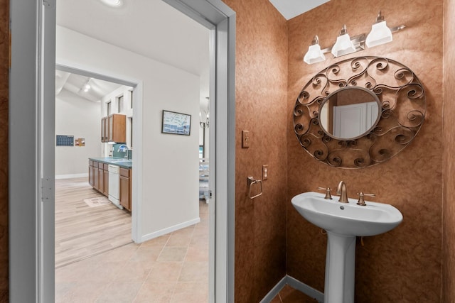 111 Mesa Ct, Conroe, TX 77304 - bathroom with baseboards