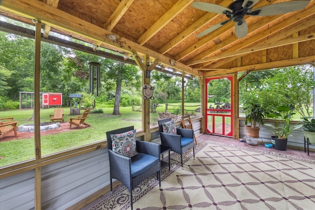 4842 Birch St, Santa Fe, TX 77517 - sunroom / solarium featuring a ceiling fan and vaulted ceiling