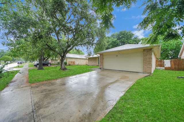 10731 Forest Leaf Dr, Sugar Land, TX 77498 - view of detached garage