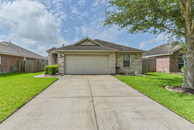 225 Splintered Arrow Dr, La Marque, TX 77568 - photo 40