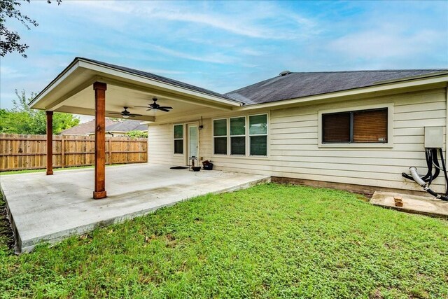 7501 Marble Ridge Dr, Austin, TX 78747 - photo 30