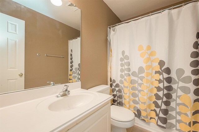7210 Welshwood Ln, Sugar Land, TX 77479 - bathroom featuring toilet and vanity
