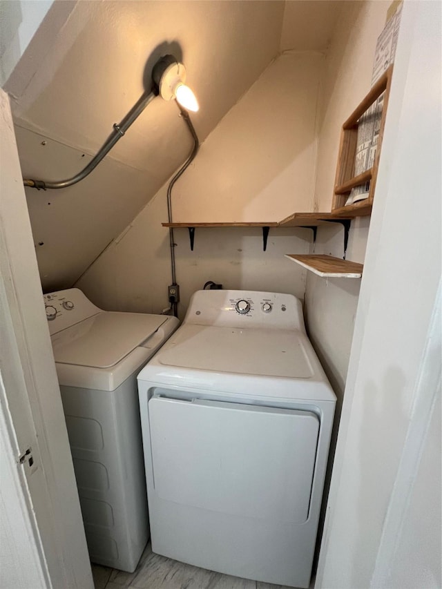 4905 Jackson St, Houston, TX 77004 - washroom featuring independent washer and dryer