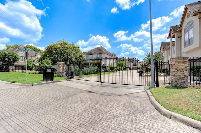 1415 Baldwin Square Ln, Houston, TX 77077 - view of gate