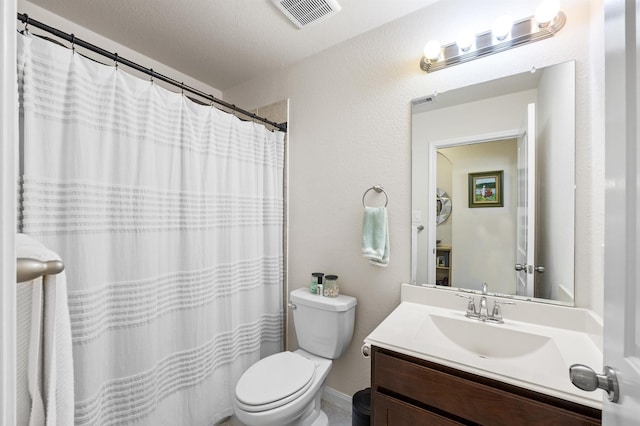 9127 Sasson Blvd, Houston, TX 77044 - bathroom with vanity and curtained shower