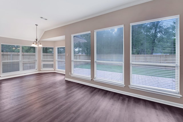 461 Cumberland Trl, Conroe, TX 77302 - unfurnished sunroom featuring a chandelier and vaulted ceiling