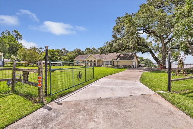 111 S 8th St, Highlands, TX 77562 - photo 4