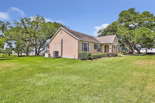 111 S 8th St, Highlands, TX 77562 - photo 8