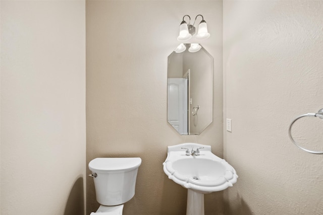 15331 Springhill Bend Ln, Cypress, TX 77429 - bathroom featuring toilet and a sink