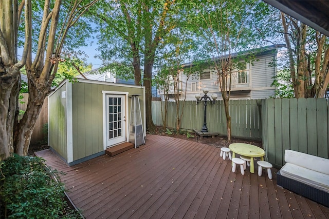 1621 Cherryhurst St, Houston, TX 77006 - deck featuring a fenced backyard and a storage shed