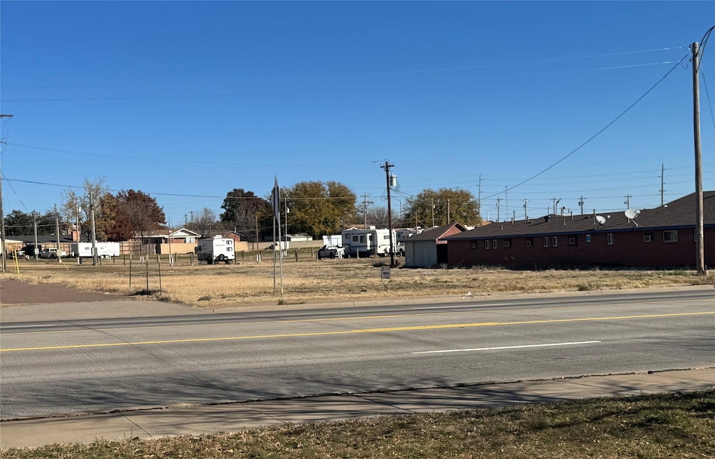 2116 F NW, Childress, TX 79201 - photo 2