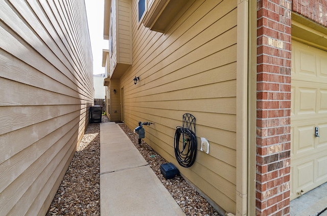 6042 Wesley Manor Ct, Katy, TX 77449 - view of side of home with brick siding