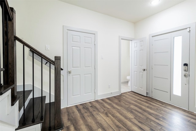 4538 White Rock St, Houston, TX 77051 - foyer featuring dark wood-type flooring, stairs, and recessed lighting