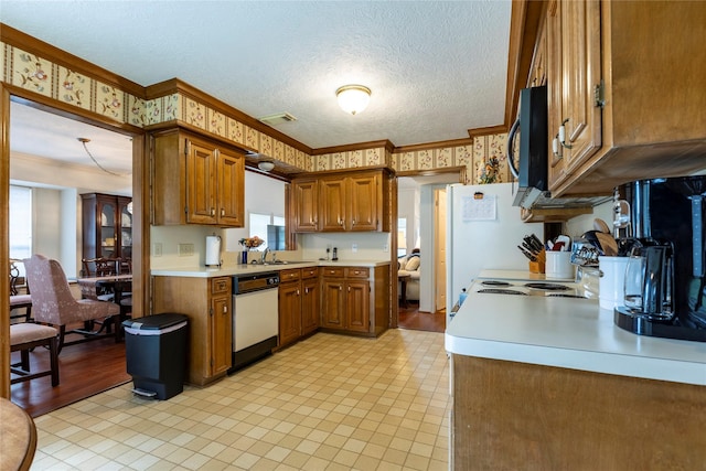 16415 Dunmoor Dr, Houston, TX 77059 - photo 10
