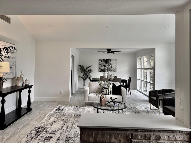 4015 Leeshire Dr, Houston, TX 77025 - photo 3