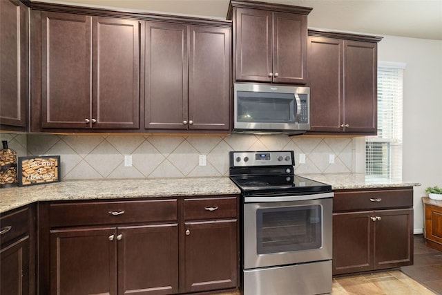 13306 Enchanted Way Dr, Montgomery, TX 77356