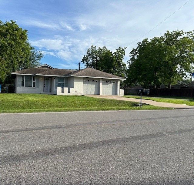 3602 Castledale Dr, Houston, TX 77093 - view of front of house with a garage and concrete driveway