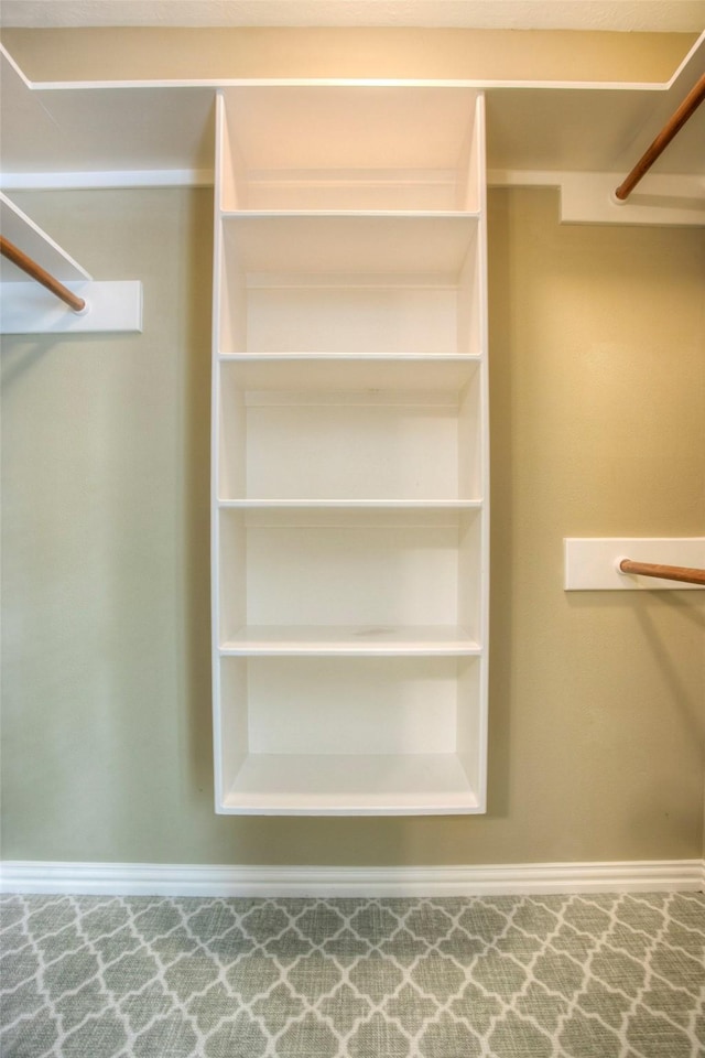 2115 Greentree Dr, Huntsville, TX 77340 - view of walk in closet