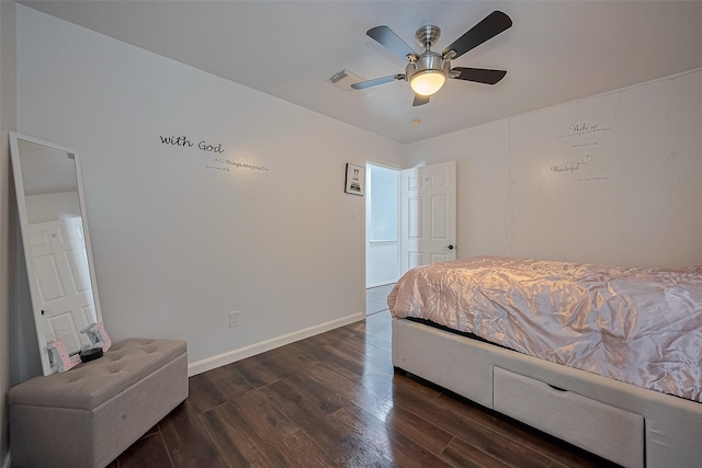 14212 Rocky Briar Ln, Rosharon, TX 77583 - bedroom with dark wood-style floors and ceiling fan