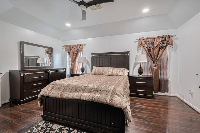 14212 Rocky Briar Ln, Rosharon, TX 77583 - bedroom featuring dark wood-style floors, a ceiling fan, and recessed lighting
