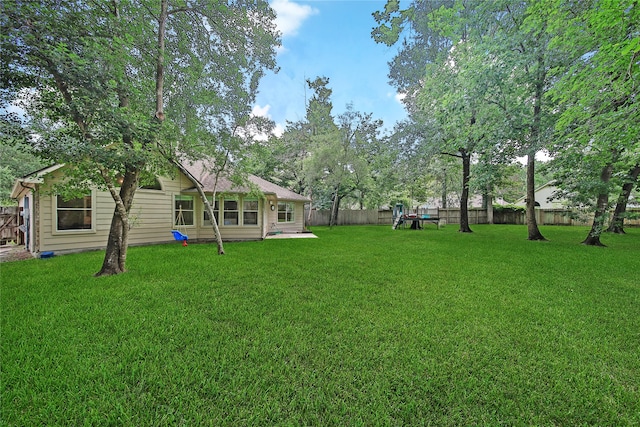55 Bowie Bend Ct, The Woodlands, TX 77385 - view of fenced backyard