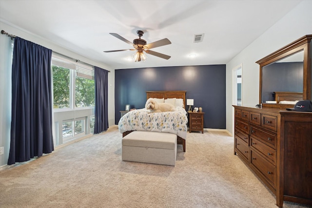 2612 Yupon St, Houston, TX 77006 - bedroom with light carpet and ceiling fan