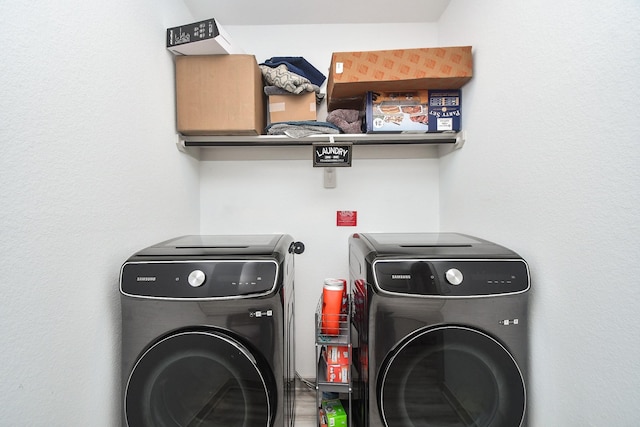 3819 Ethan Park Ct, Katy, TX 77494 - laundry area with washing machine and dryer