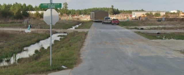 743 Rd 5606, Cleveland, TX 77327