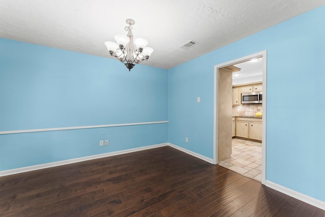 27277 Wells Ln, Conroe, TX 77385 - photo 16