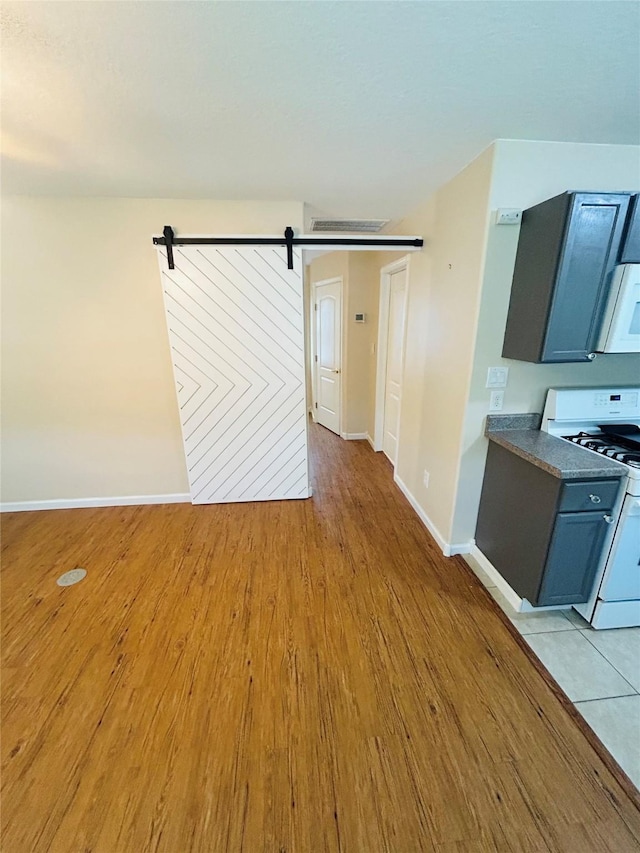 1025 14th St, Dickinson, TX 77539 - photo 8