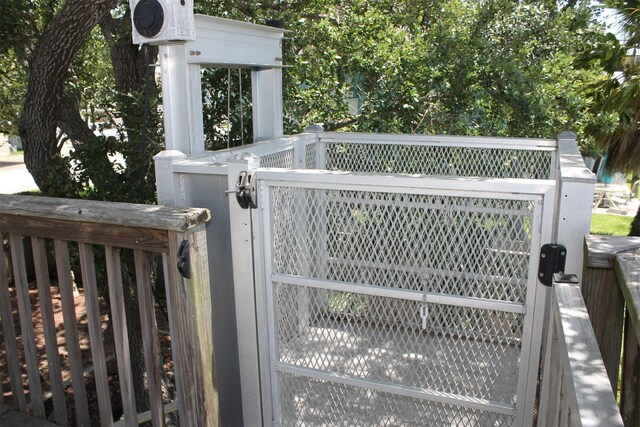 684 Warsaw St, Bayou Vista, TX 77563 - photo 26