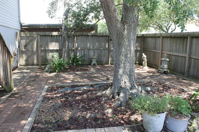 684 Warsaw St, Bayou Vista, TX 77563 - photo 8