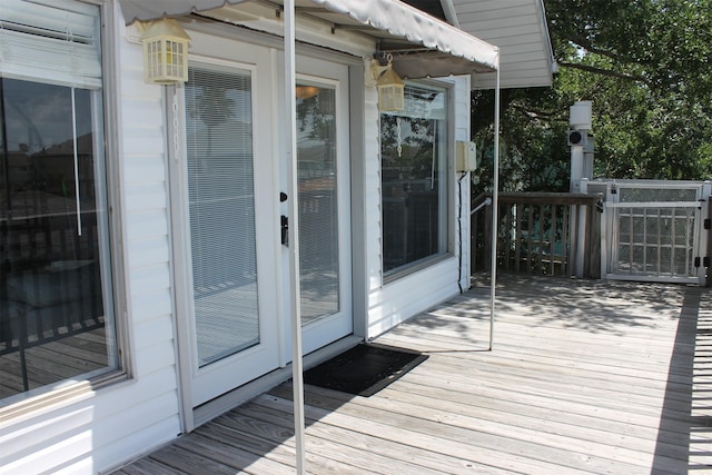 684 Warsaw St, Bayou Vista, TX 77563 - photo 11