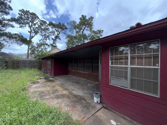 1151 Creekmont Dr, Houston, TX 77091 - view of stable