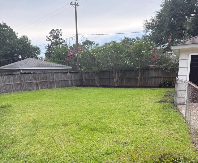 7719 Meadowvale Dr, Houston, TX 77063 - photo 24