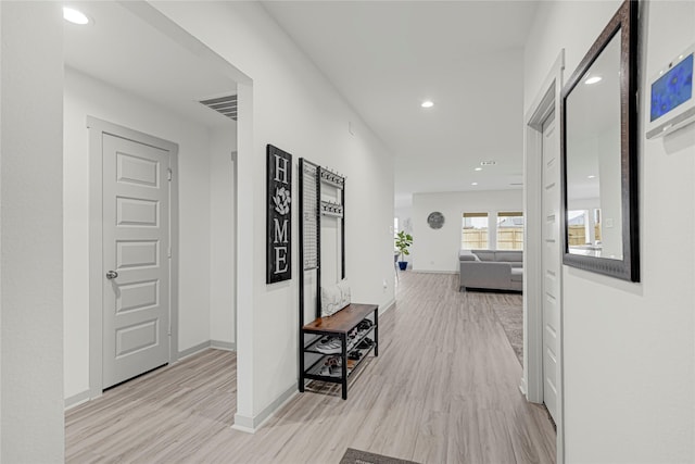 3430 Harper Meadow Ln, Missouri City, TX 77459 - hall featuring light wood-style floors and recessed lighting
