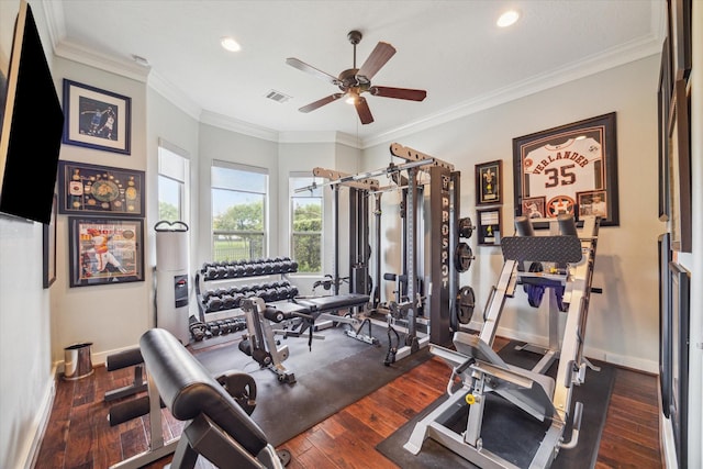 3319 Bridgeberry Ln, Houston, TX 77082 - workout area featuring ceiling fan, hardwood / wood-style flooring, recessed lighting, and ornamental molding