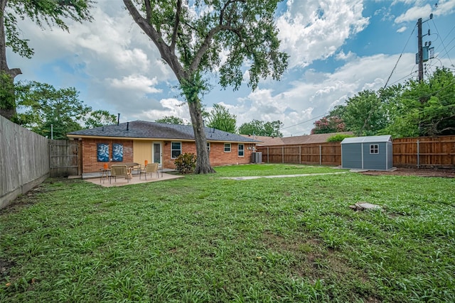 5123 Saxon Dr, Houston, TX 77092 - fenced backyard with a patio and a shed