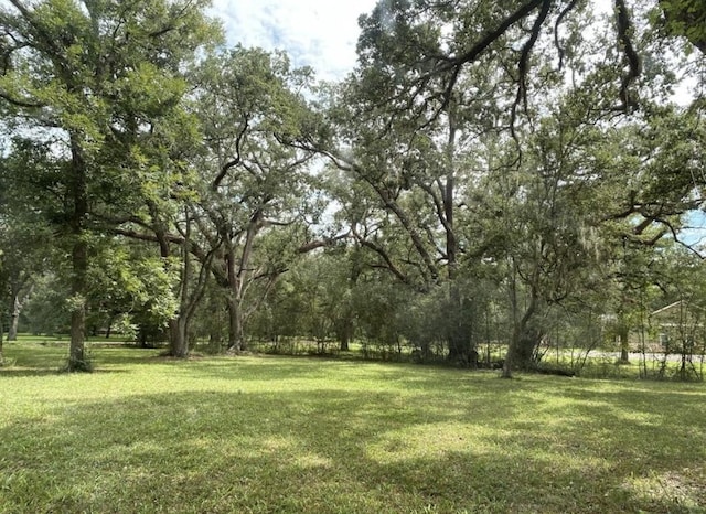 202 Jones Rd, Angleton, TX 77515