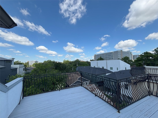 607 Oakley St Unit 5, Houston, TX 77006 - view of wooden terrace
