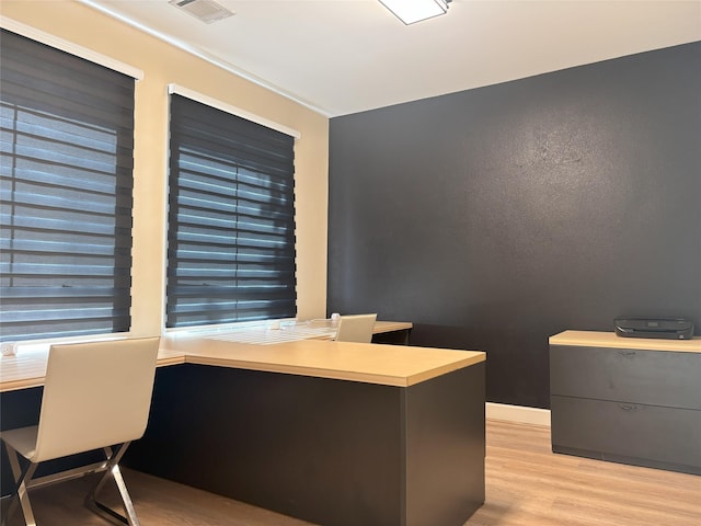 607 Oakley St Unit 5, Houston, TX 77006 - office space featuring light wood-type flooring and baseboards