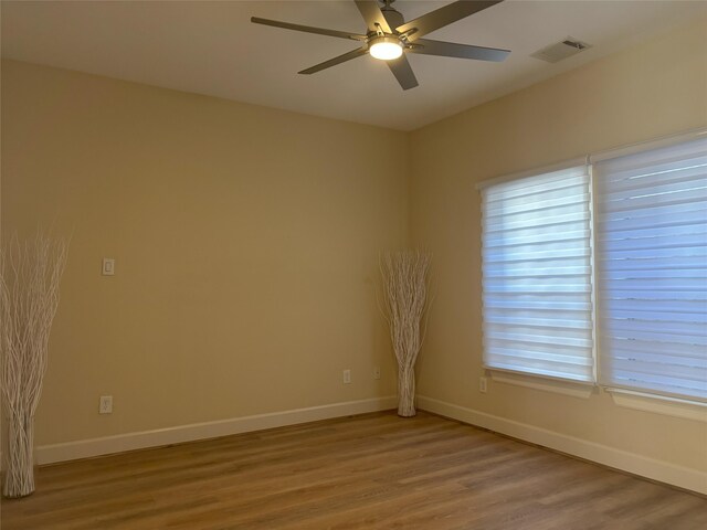 607 Oakley St Unit 5, Houston, TX 77006 - empty room featuring wood finished floors and ceiling fan