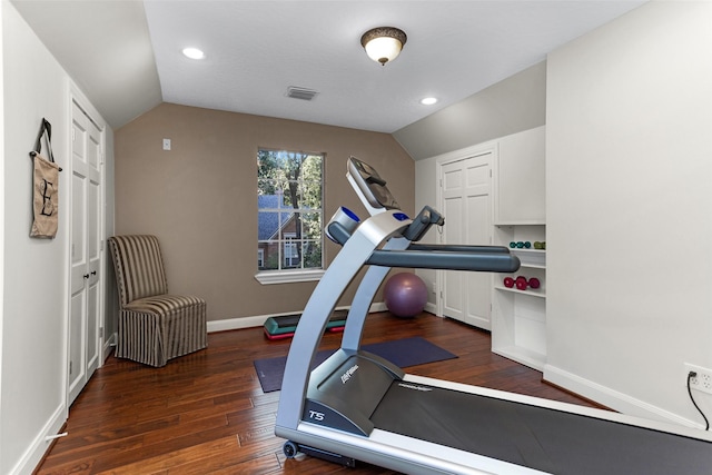 3402 Haywood Ct, Sugar Land, TX 77478 - exercise room featuring wood finished floors, vaulted ceiling, and recessed lighting