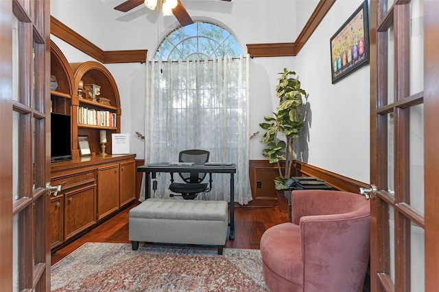 3402 Haywood Ct, Sugar Land, TX 77478 - living area with ceiling fan, wood finished floors, and wainscoting