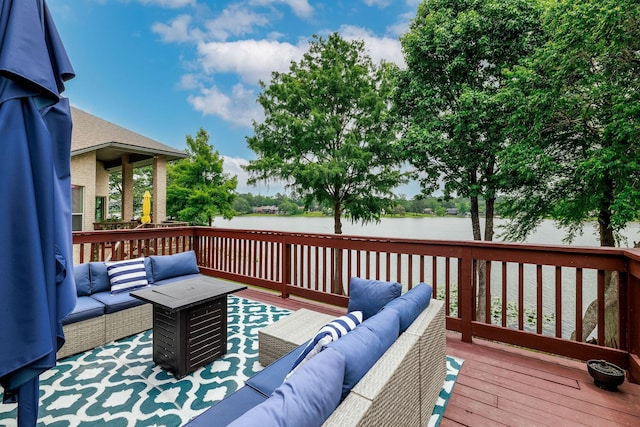1600 Wimbledon Dr, Huntsville, TX 77340 - wooden deck with an outdoor hangout area and a water view
